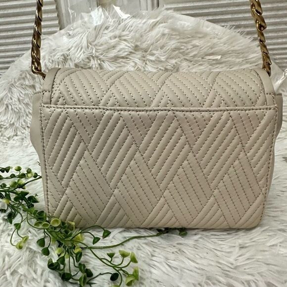 Talbots Off White Quilted Genuine Leather Chain Strap Turn lock Shoulder Bag - Picture 2 of 12